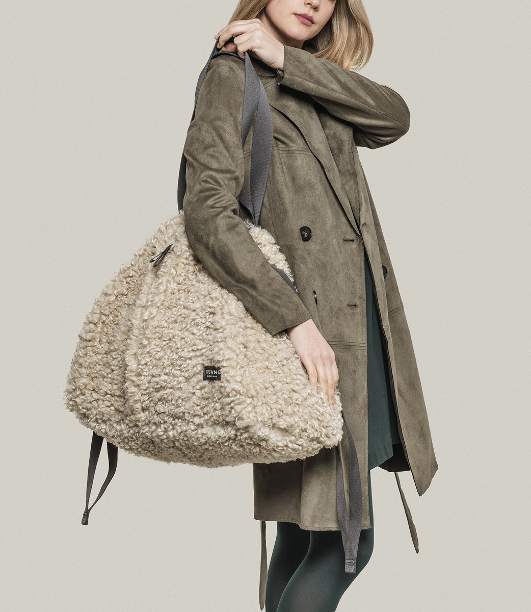 Tucano Carry Sheep Large Weekender Weiß Plüsch