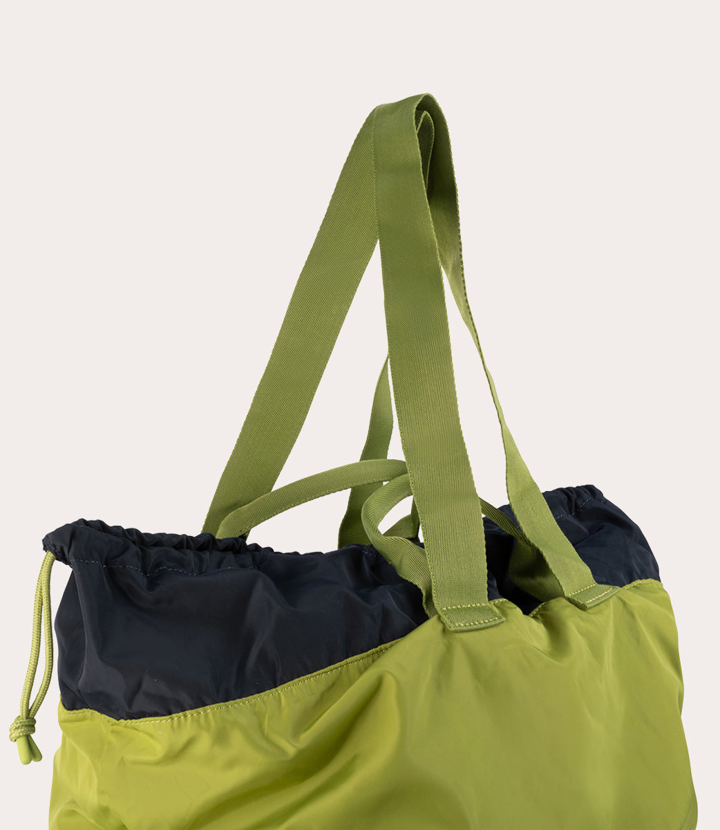 Tucano Sporta Shopper Schwarz faltbar Recycling Kordelzug