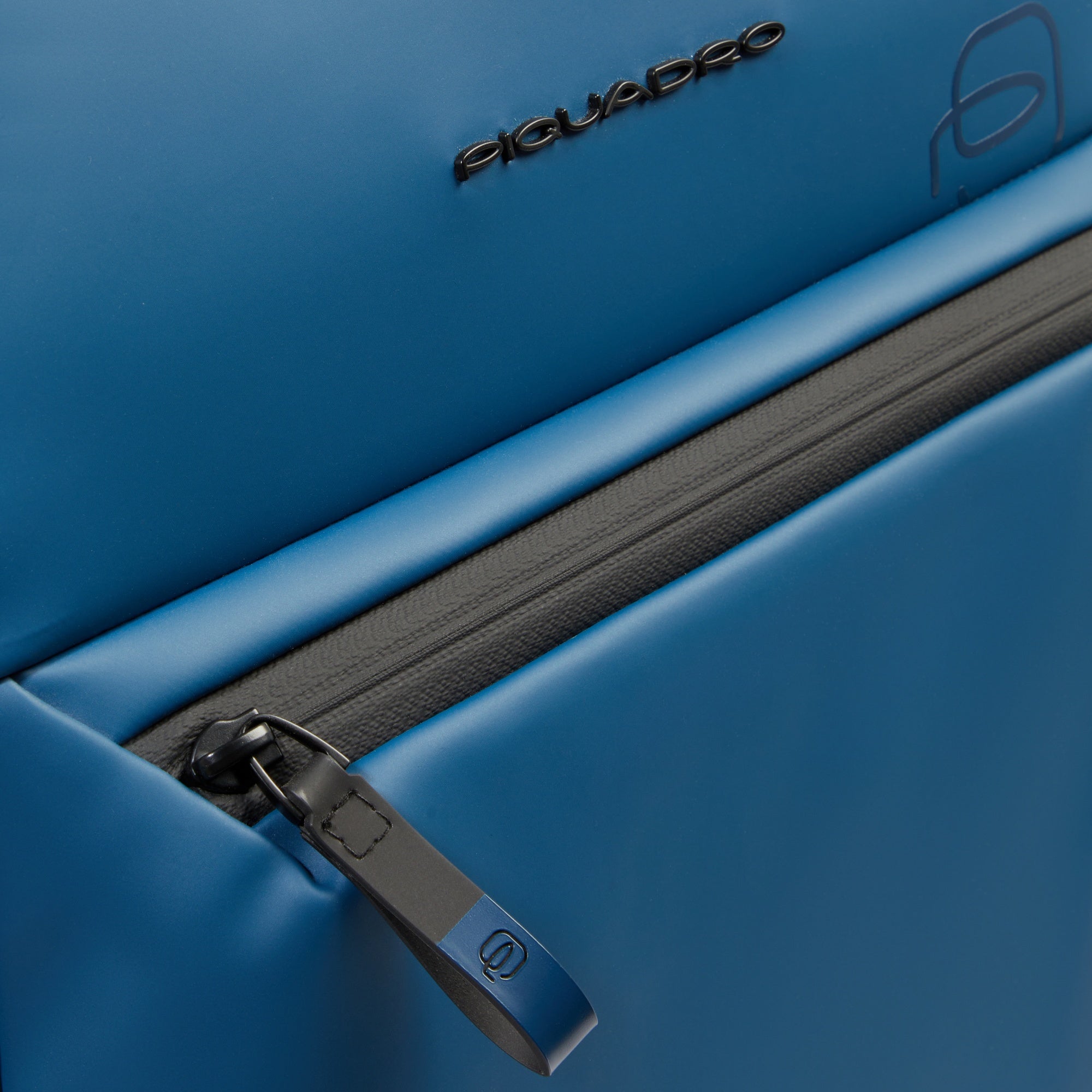 Piquadro Corner 2.0 Laptop-Rucksack 14 Zoll Blau wasserdicht