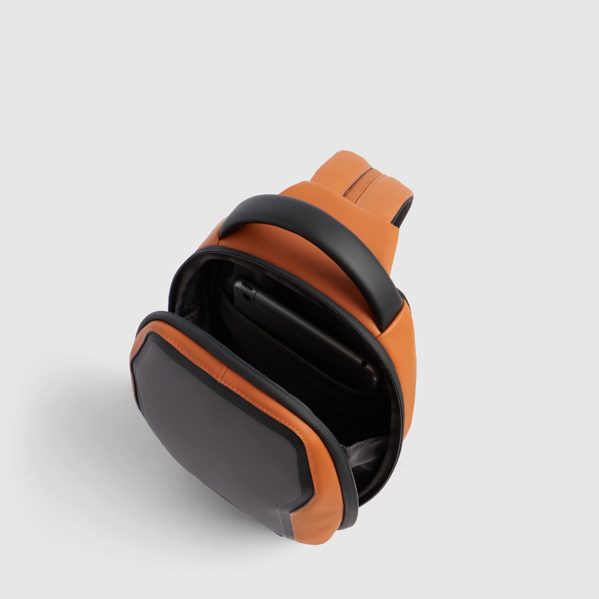 Piquadro Corner 2.0 Sling Herren iPad mini wasserfest
