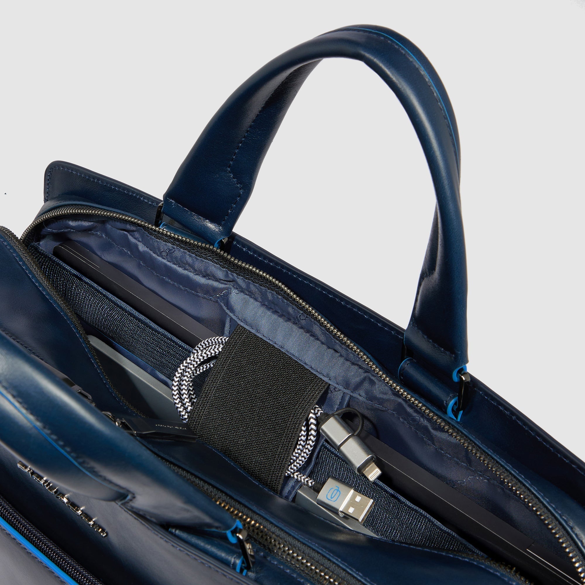 Piquadro Modus Aktentasche 15,6 Zoll Leder blau RFID