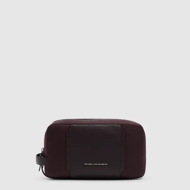 Piquadro PQ-Light Beautycase Recyclingstoff bordeaux