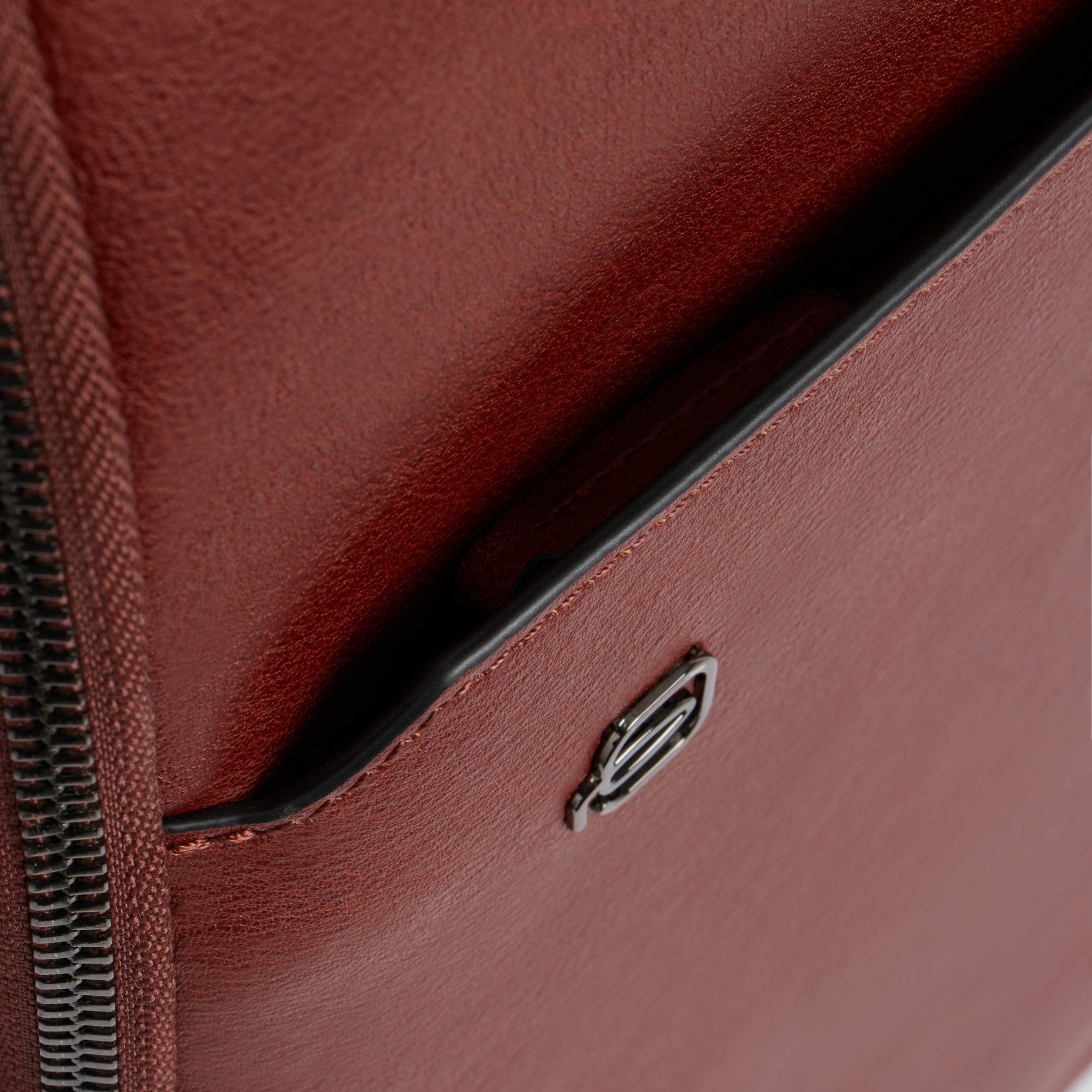 Piquadro Blue Square Reise-Rucksack 13 Zoll Cognac