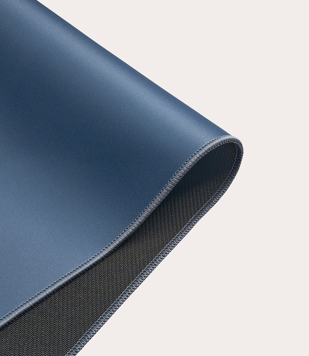 Tucano One Desk Pad Schreibtischunterlage Grau Neopren