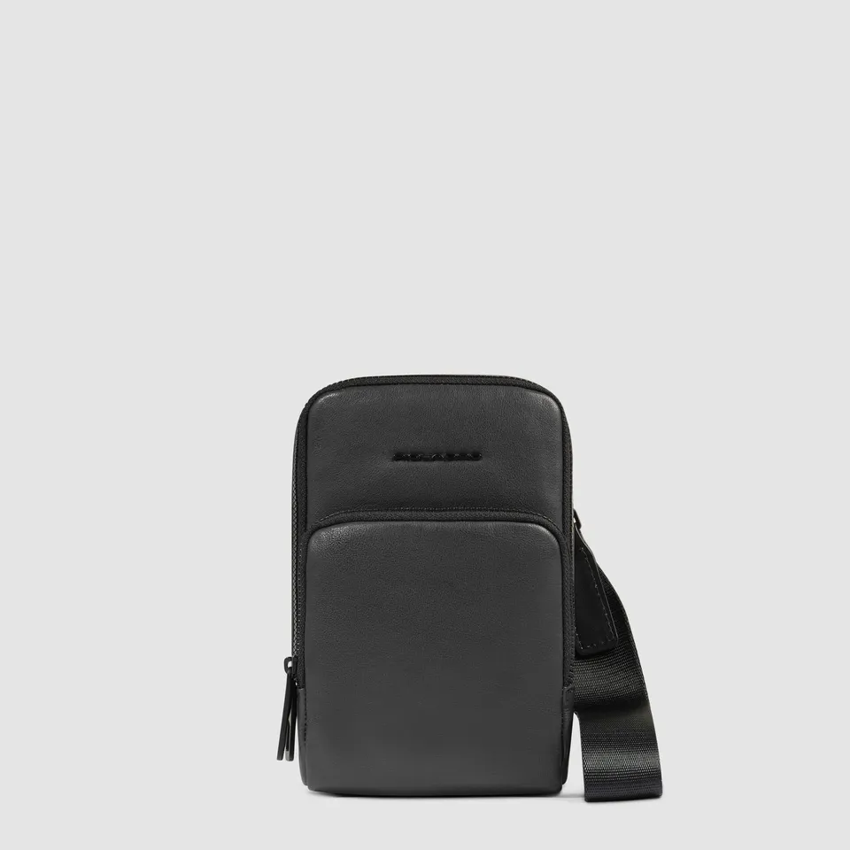 Piquadro Connequ Handytasche Leder Umhängen schwarz Kartenfach