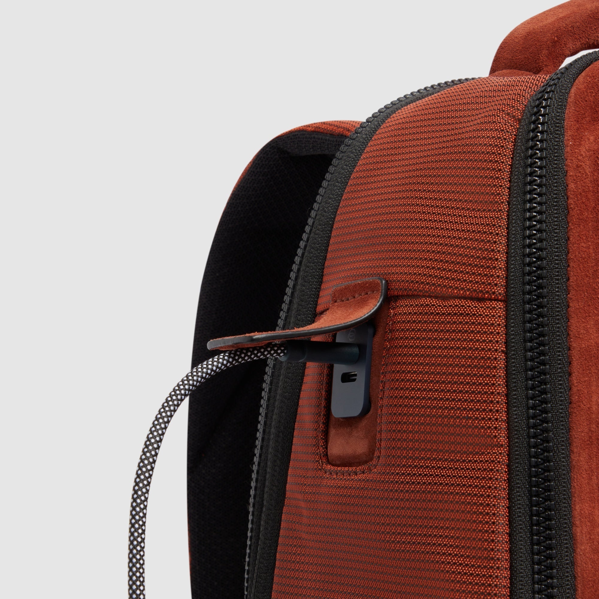 Piquadro Urban Laptop Rucksack 14 Zoll USB Schwarz recycelt