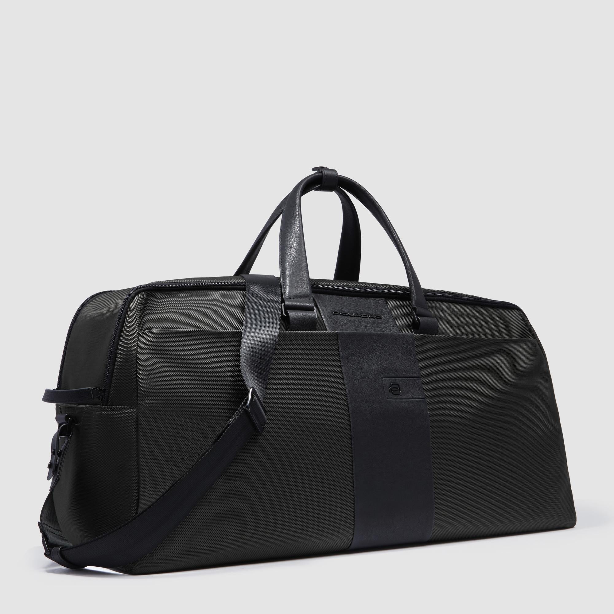 Piquadro Corner 2.0 Reisetasche schwarz recycelt Duffle