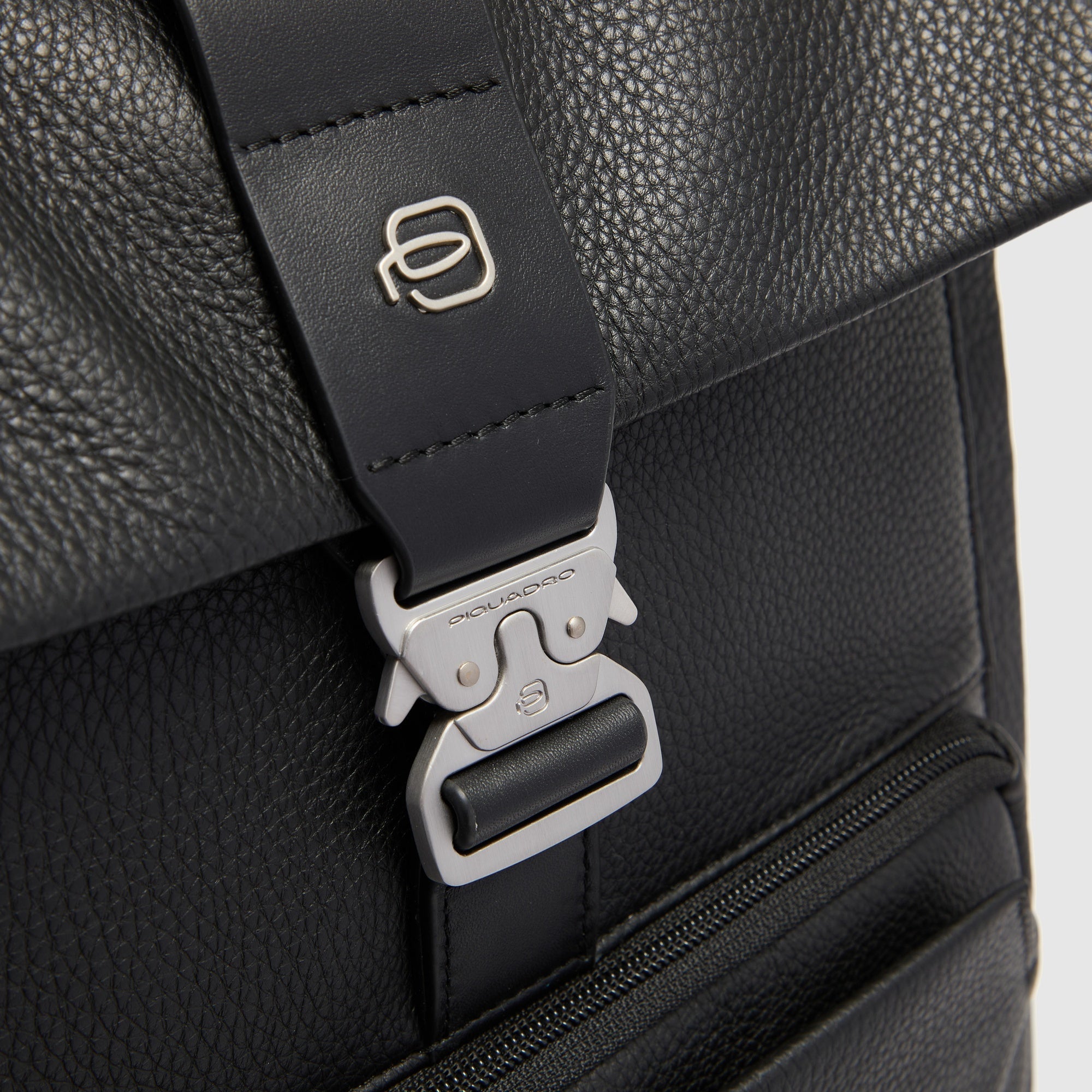 Piquadro Black Square Reiserucksack 15,6 Zoll Leder schwarz