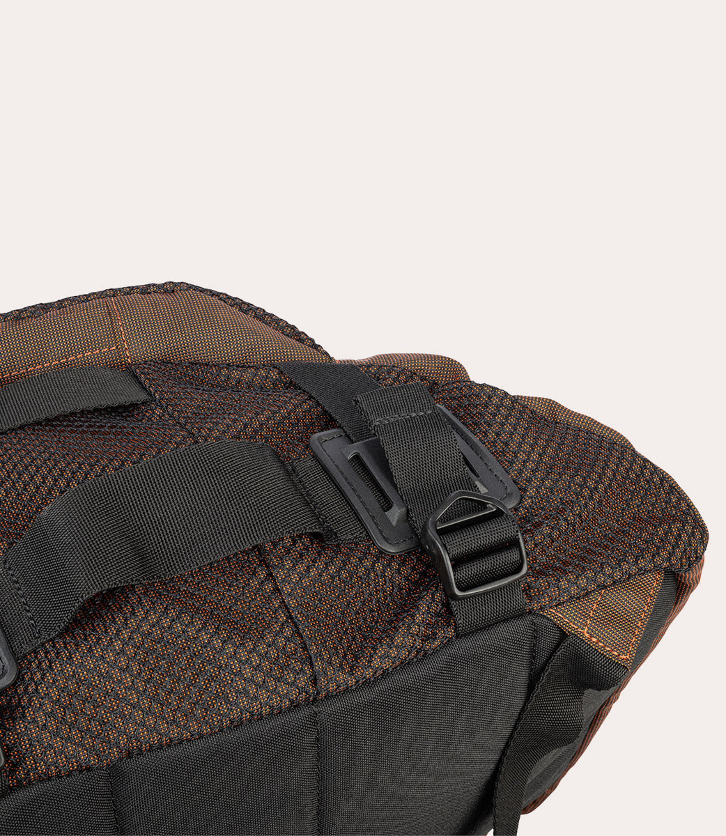 Tucano Goal Rucksack 14 Zoll Grau recycelt Laptopfach
