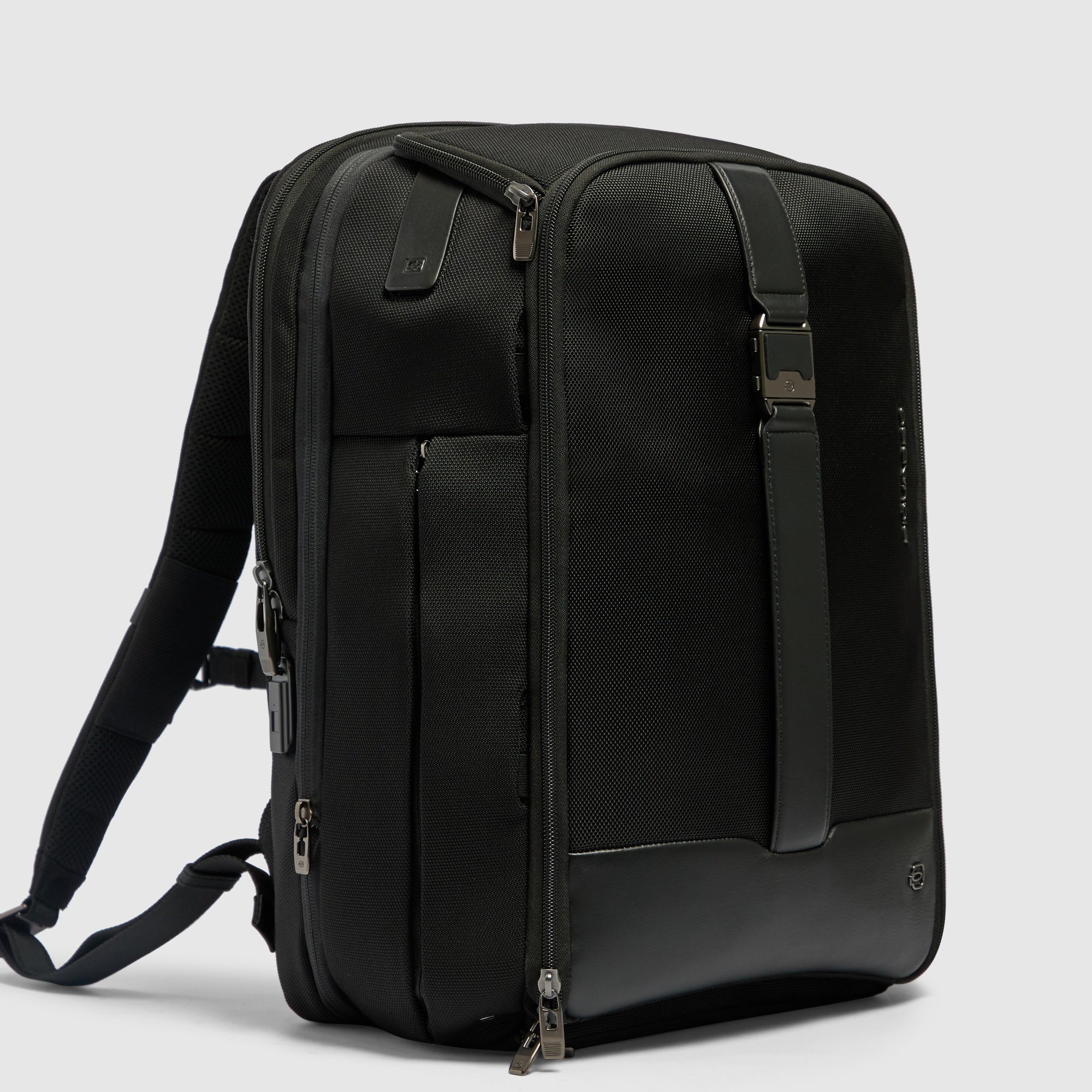 Piquadro Rover 17 Zoll Laptoprucksack Schwarz modular