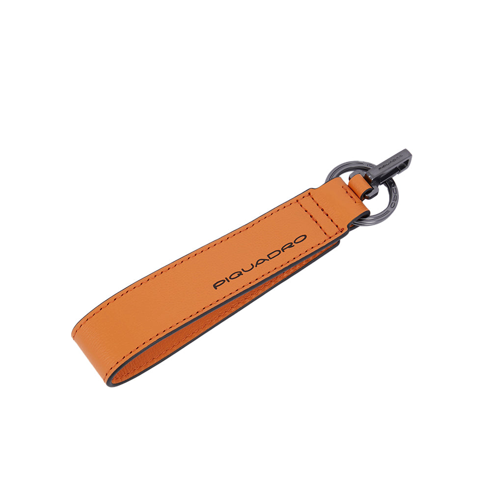 Piquadro Blue Square Kofferanhänger Leder Karabiner braun
