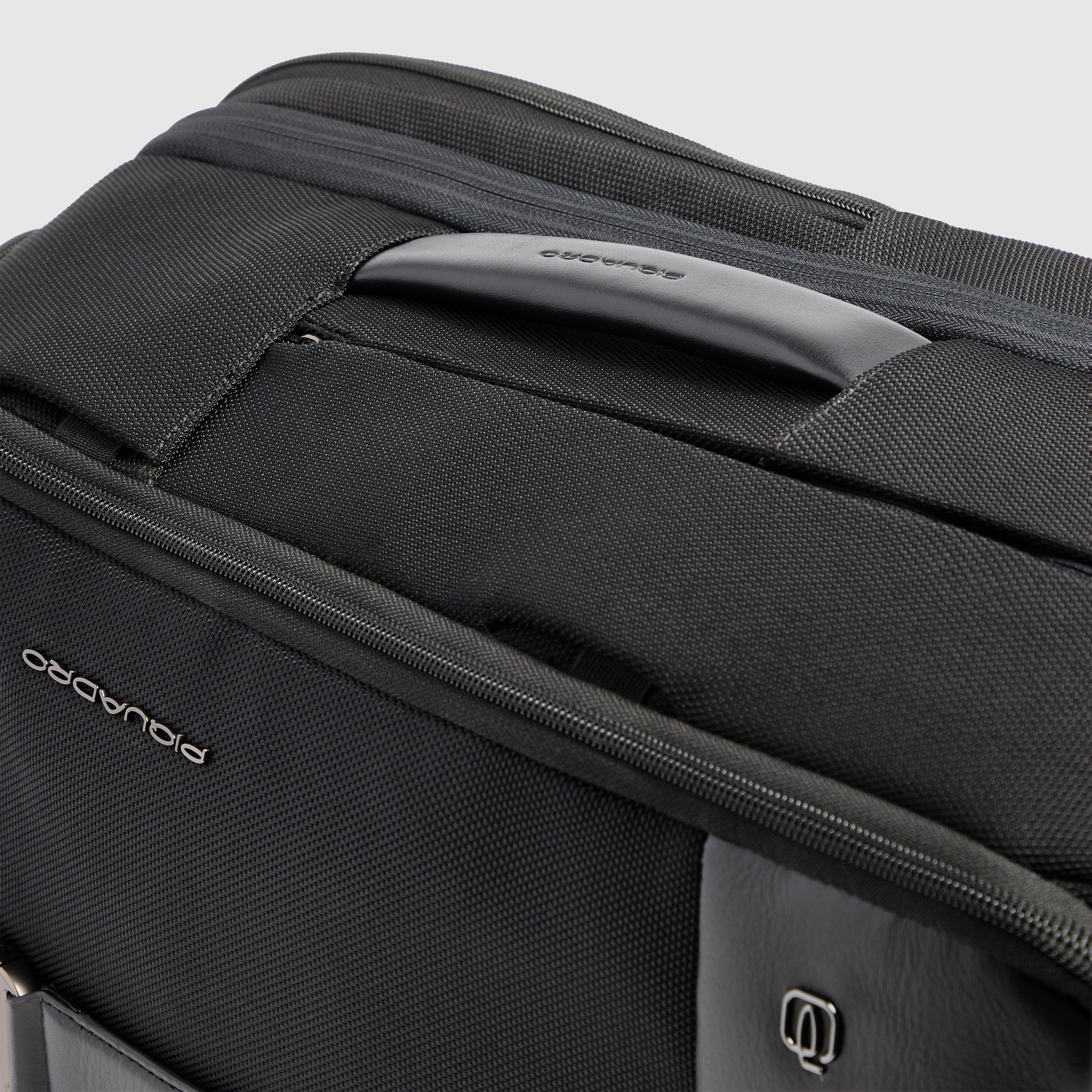 Piquadro Rover 17 Zoll Laptoprucksack Schwarz modular