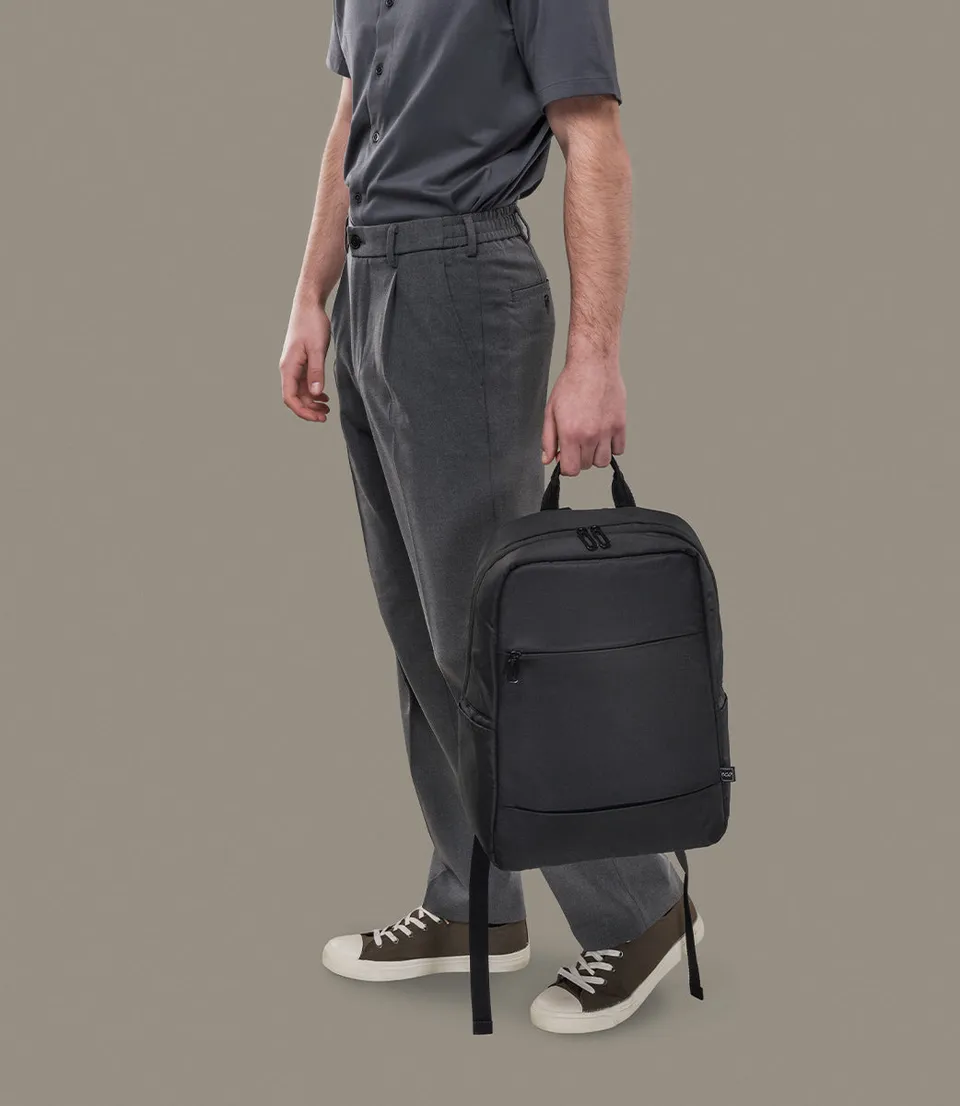 Tucano Global Rucksack 15,6 Zoll Blau Laptoprucksack recycelt