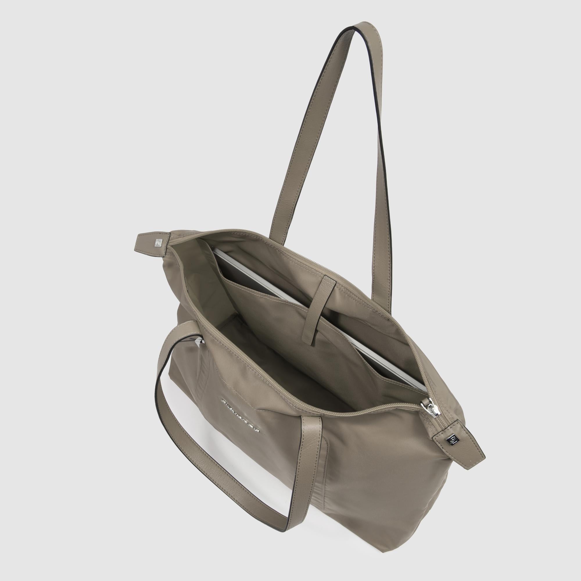 Piquadro Patricia Shopper 15,6 Zoll Leder schwarz faltbar