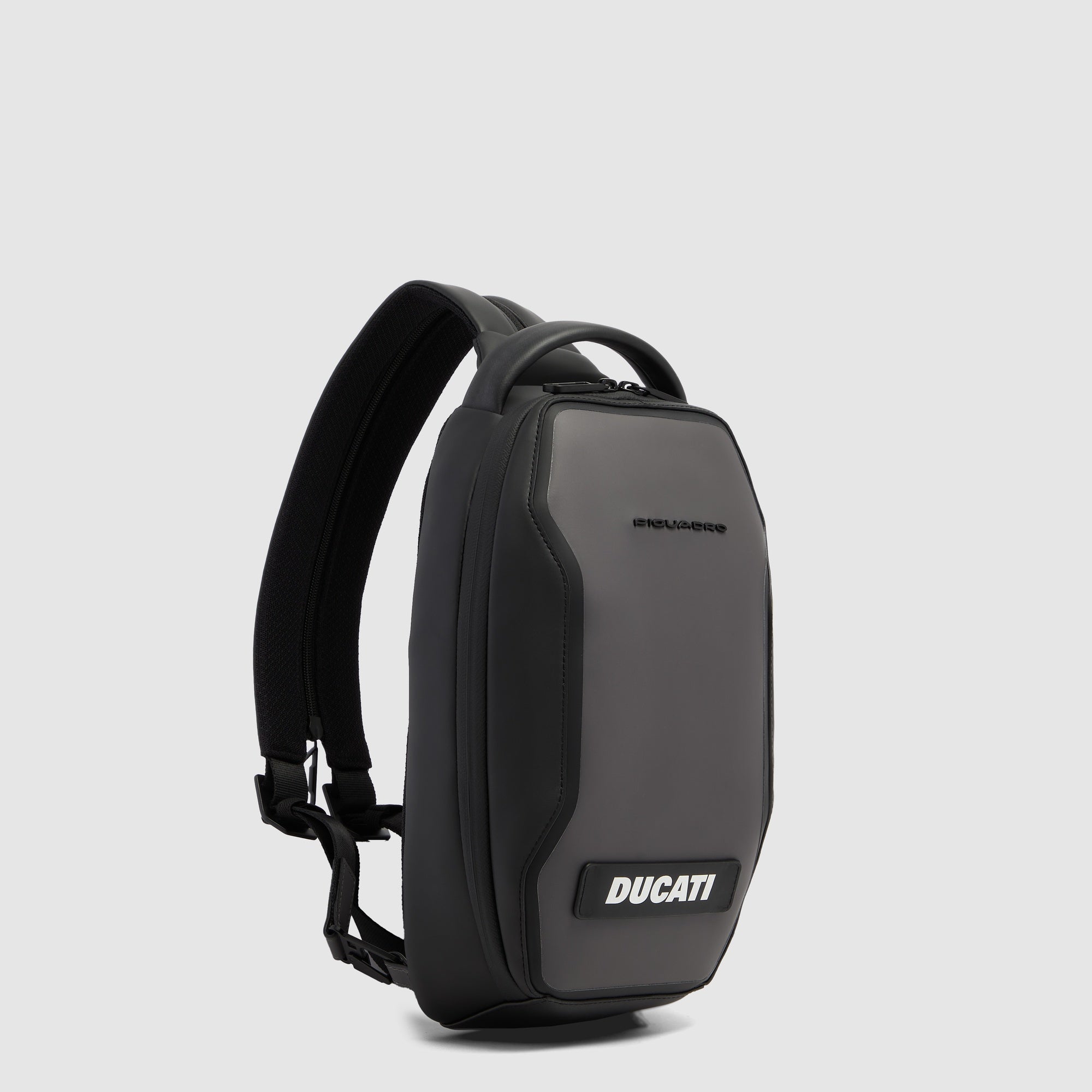 Piquadro x Ducati Slingbag Leder schwarz für iPad mini