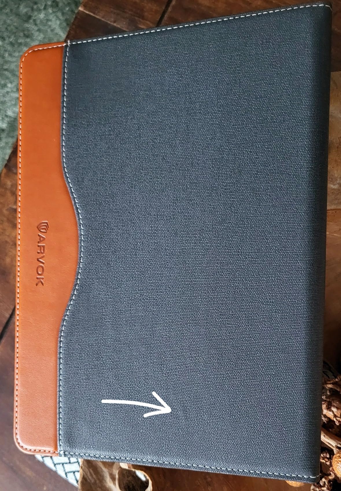 ARVOK Basic iPad Hülle 10,9 Zoll Grau-Braun mit Stifthalter