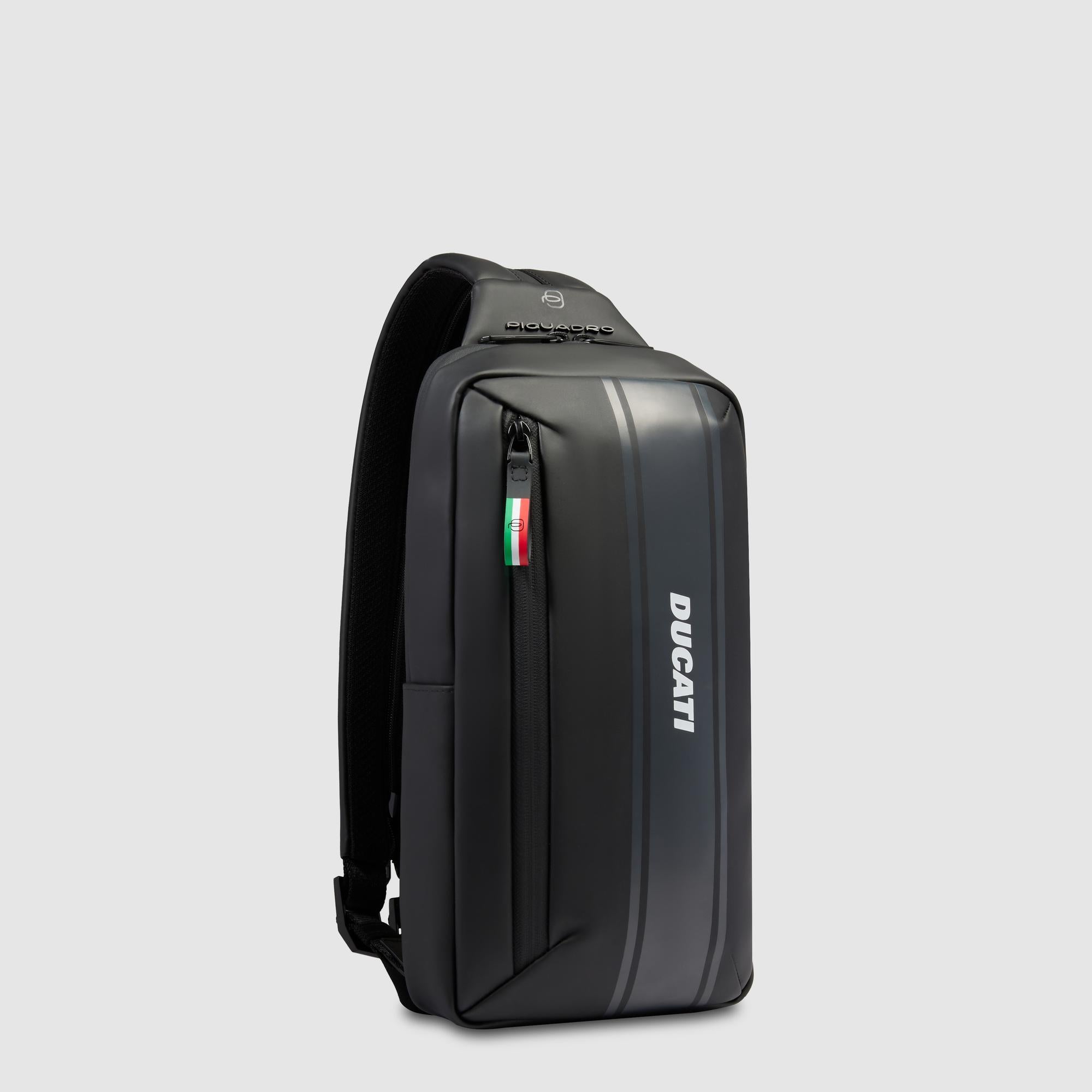 Piquadro x Ducati Sling-Rucksack Herren schwarz RFID