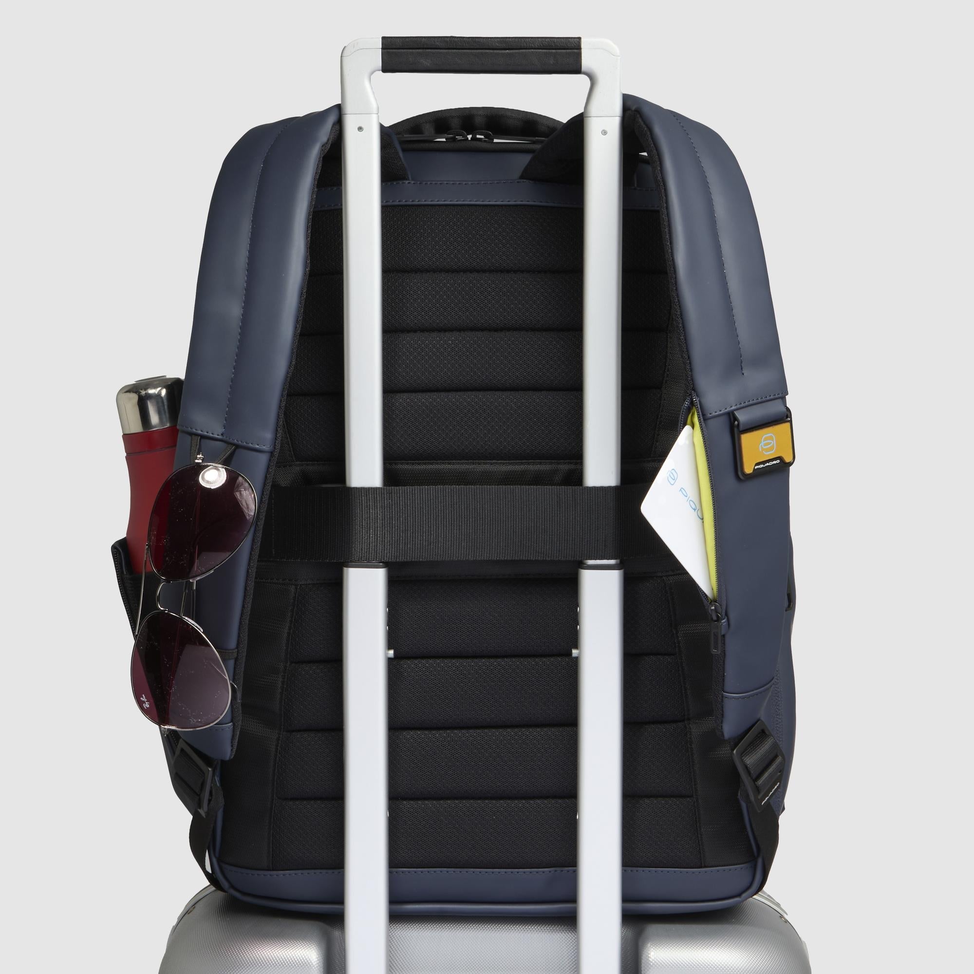 Piquadro Corner 2.0 Reiserucksack Laptop wasserfest Blau