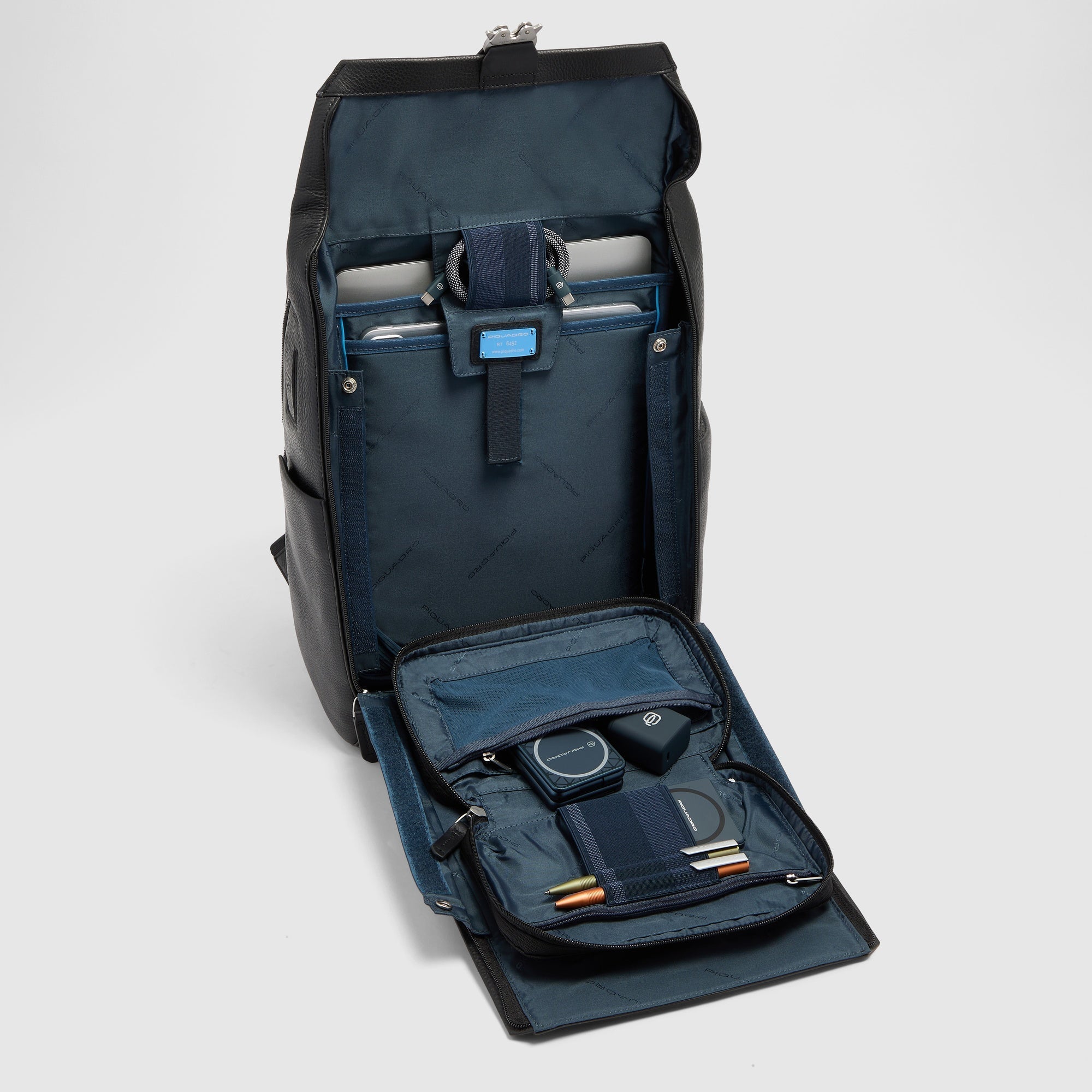 Piquadro Black Square Reiserucksack 15,6 Zoll Leder schwarz