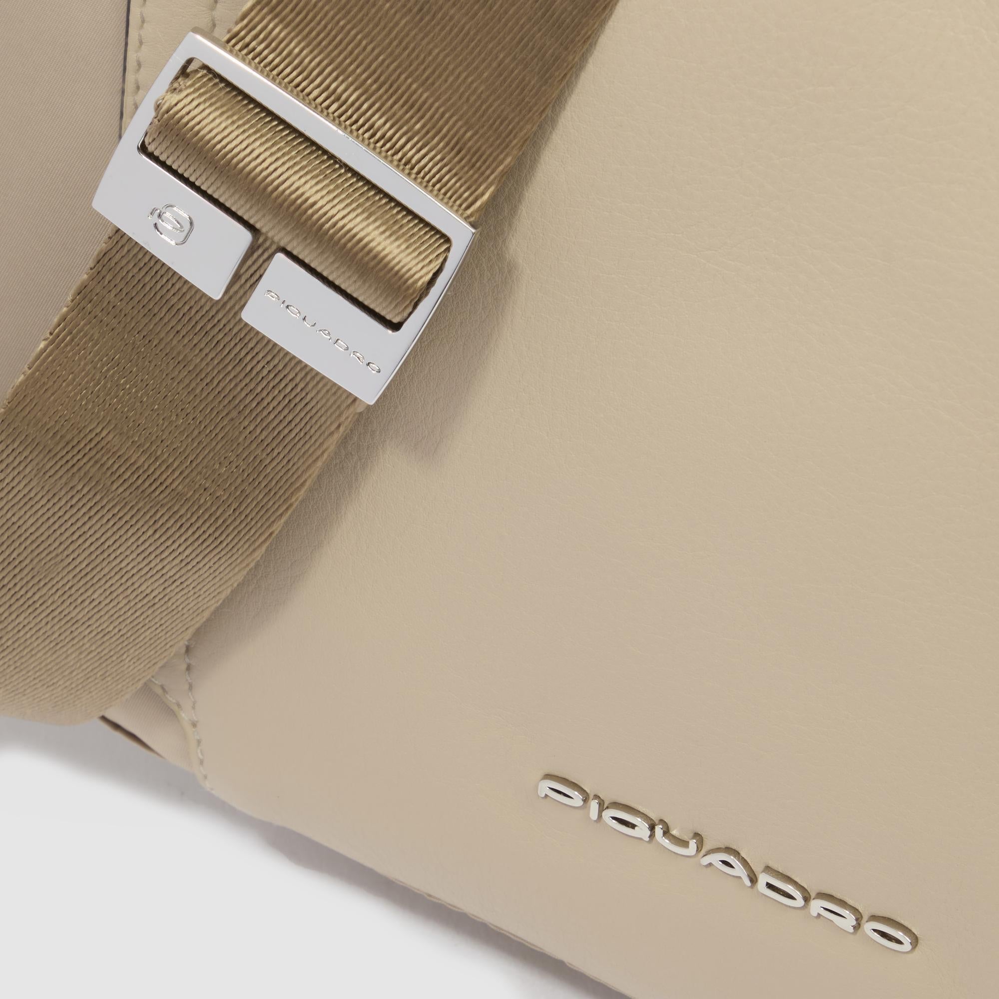 Piquadro Circle Umhängetasche Damen iPad beige RFID Leder