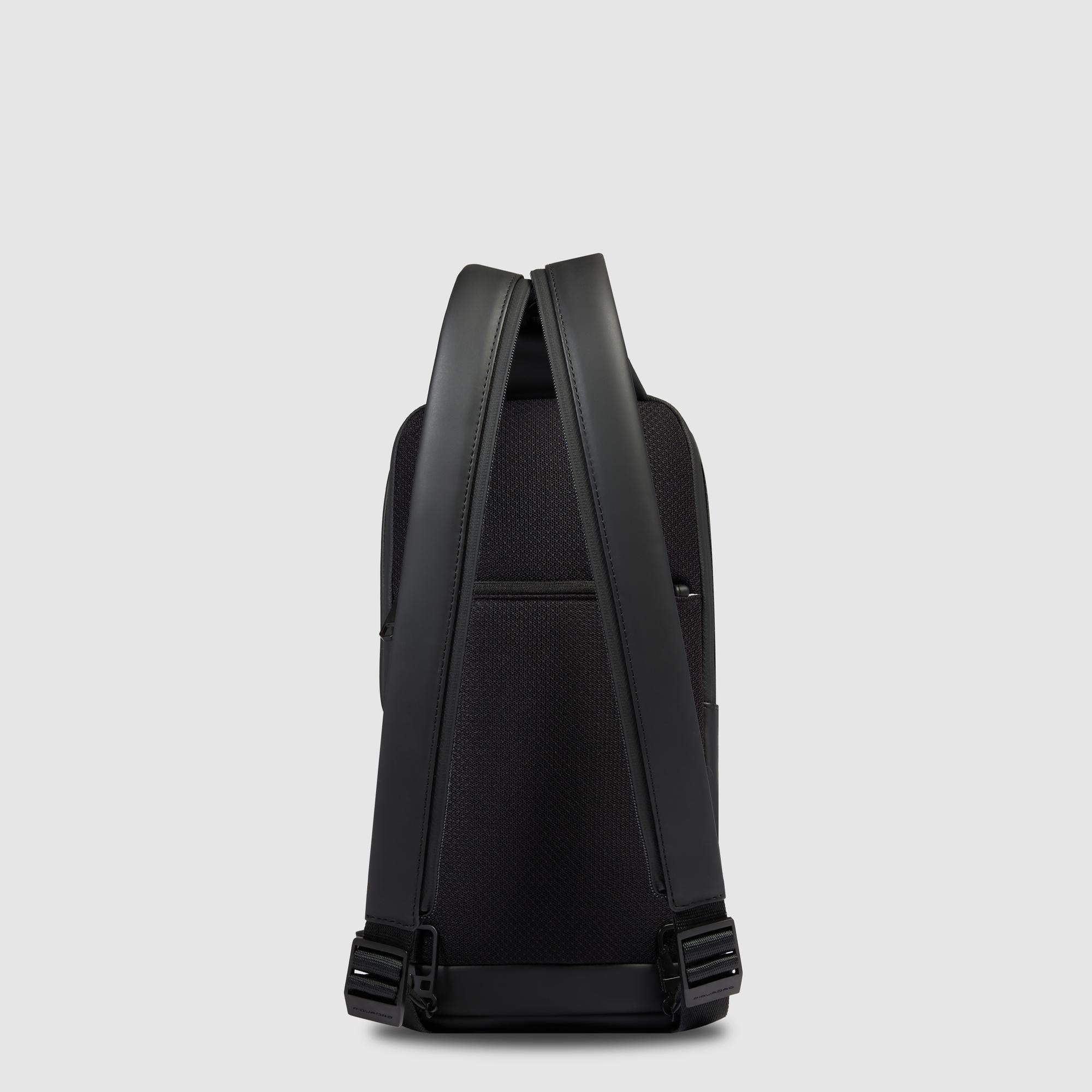 Piquadro x Ducati Sling-Rucksack Herren schwarz RFID