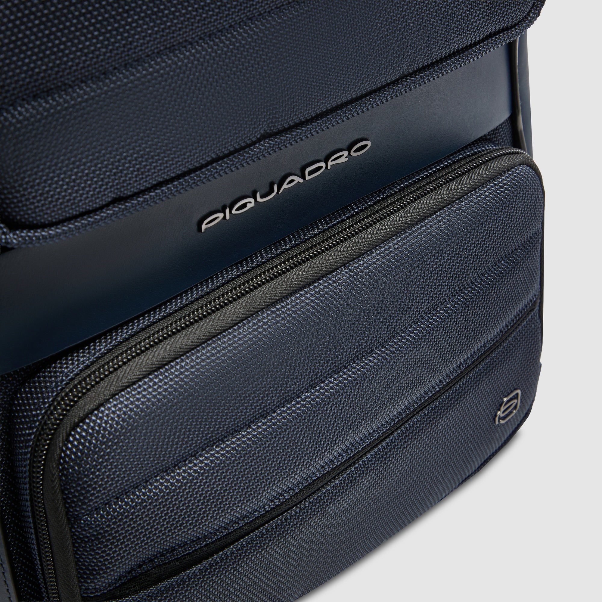 Piquadro Corner 2.0 Roll-Top Rucksack 15,6 Zoll Schwarz