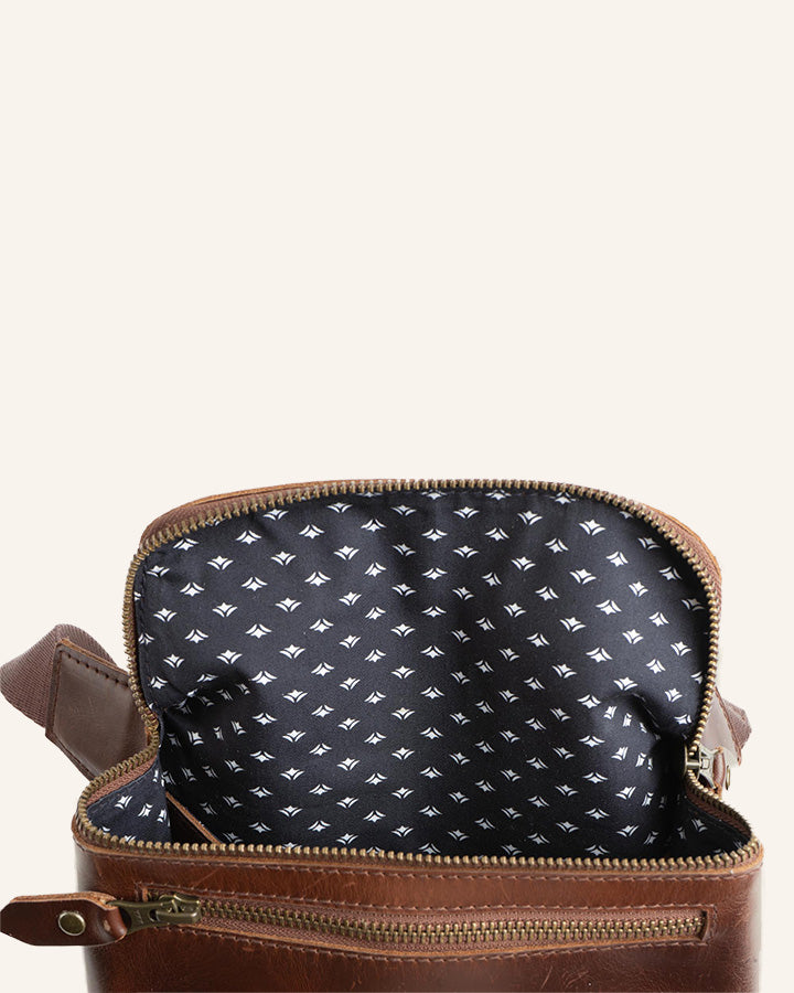 Buckle & Seam Dash Bauchtasche Leder Braun 21cm YKK Crossbody