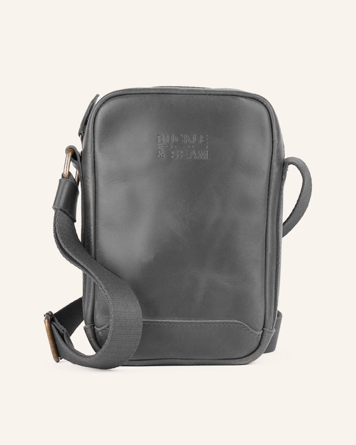 Buckle & Seam Runner Crossbody Bag Leder Umhängetasche schwarz