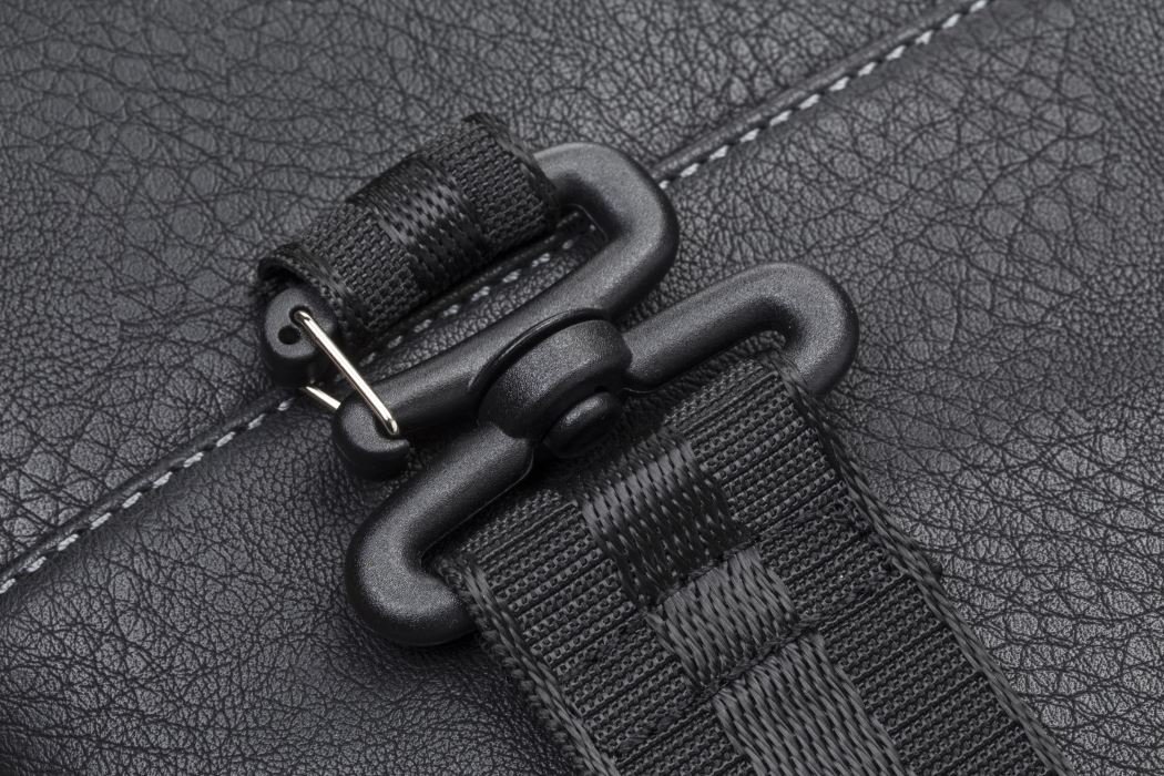 RIVACASE Regent 8931 Laptoptasche 15,6 Zoll Schwarz PU