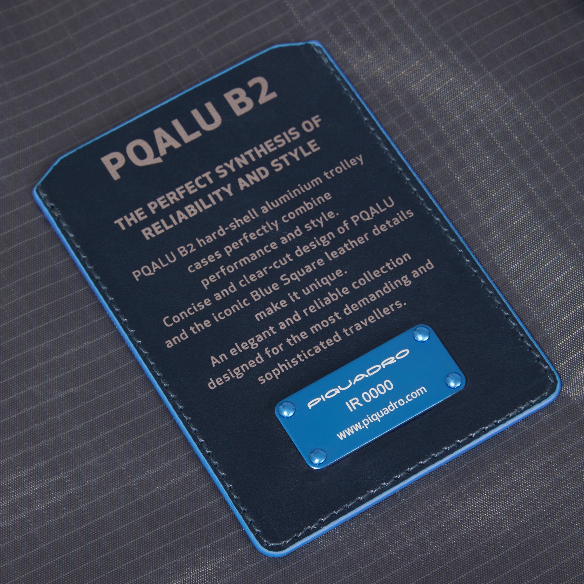 Piquadro PQ-Light Kabinentrolley slim Aluminium Blau