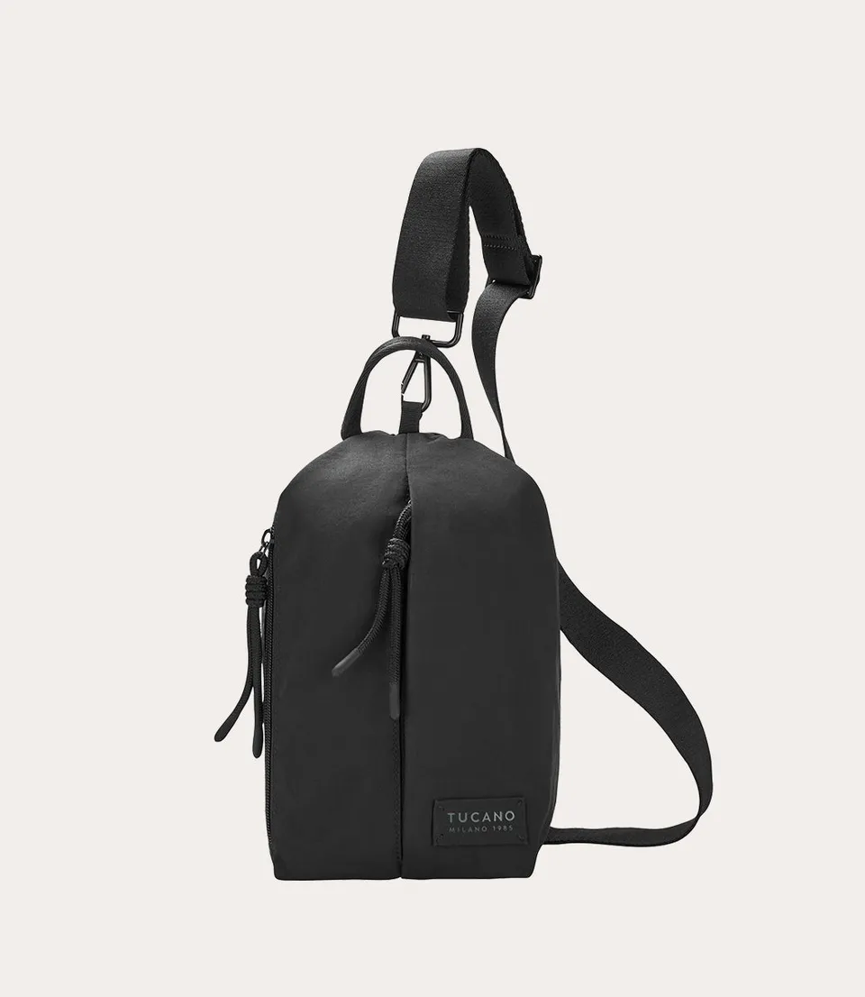 Tucano Laptop Bags Agile Crossbody Small Umhängetasche Schwarz Nylon