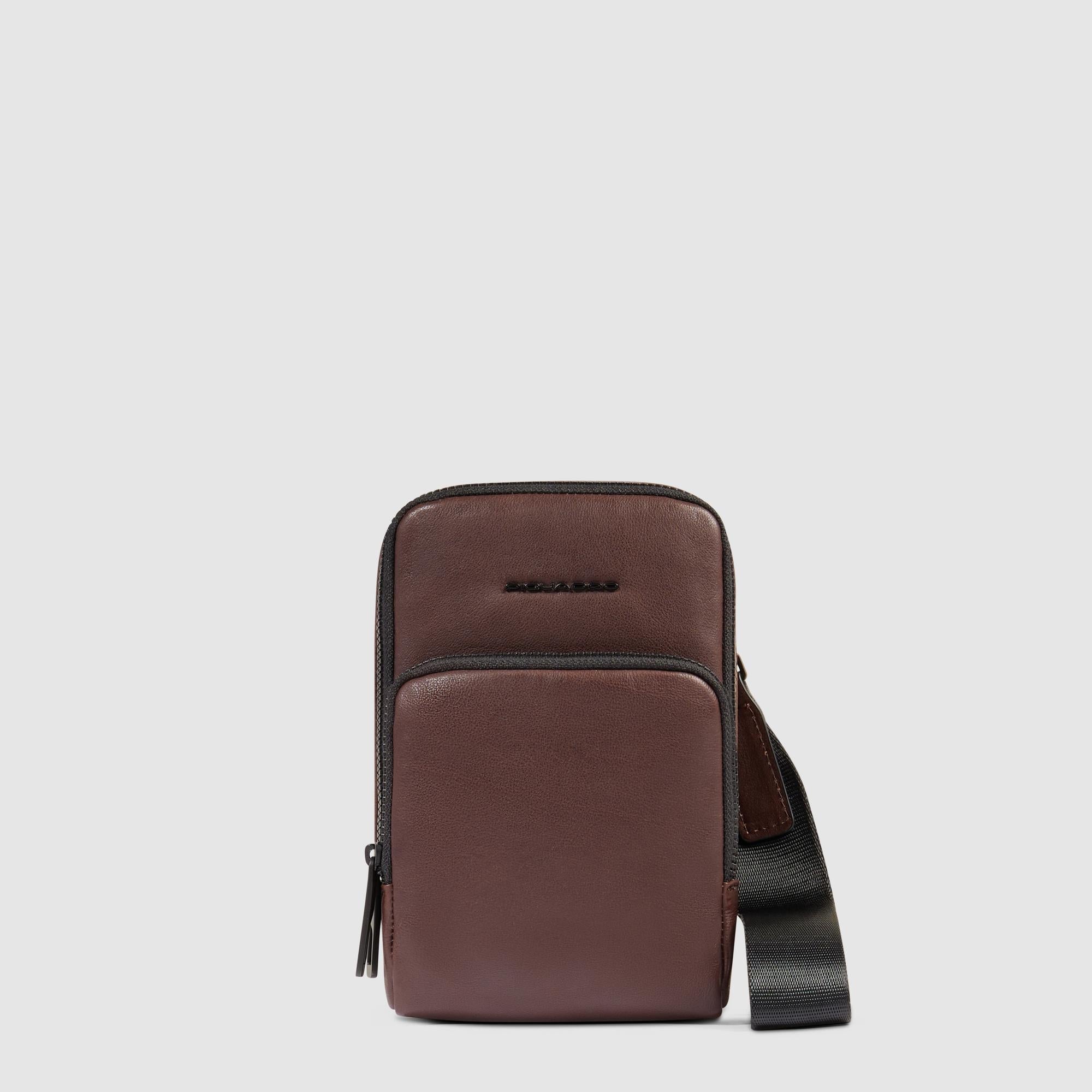 Piquadro Connequ Handytasche Leder Umhängen schwarz Kartenfach