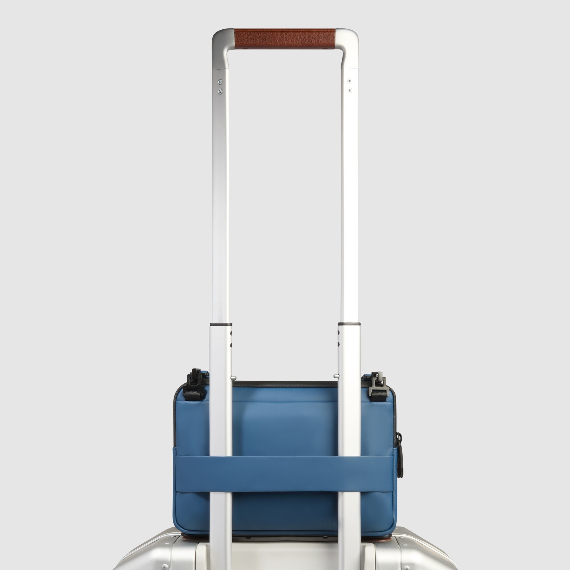 Piquadro Corner 2.0 Pochette iPad mini Blau wasserabweisend