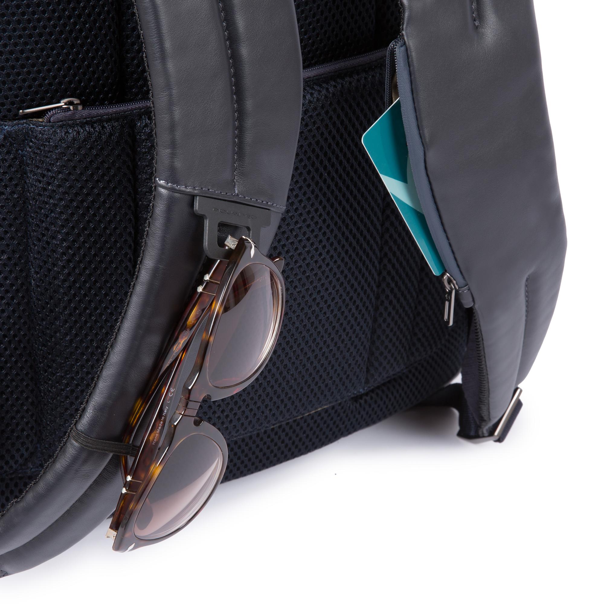 Piquadro Blue Square Rucksack 15,6 Zoll schwarz Leder